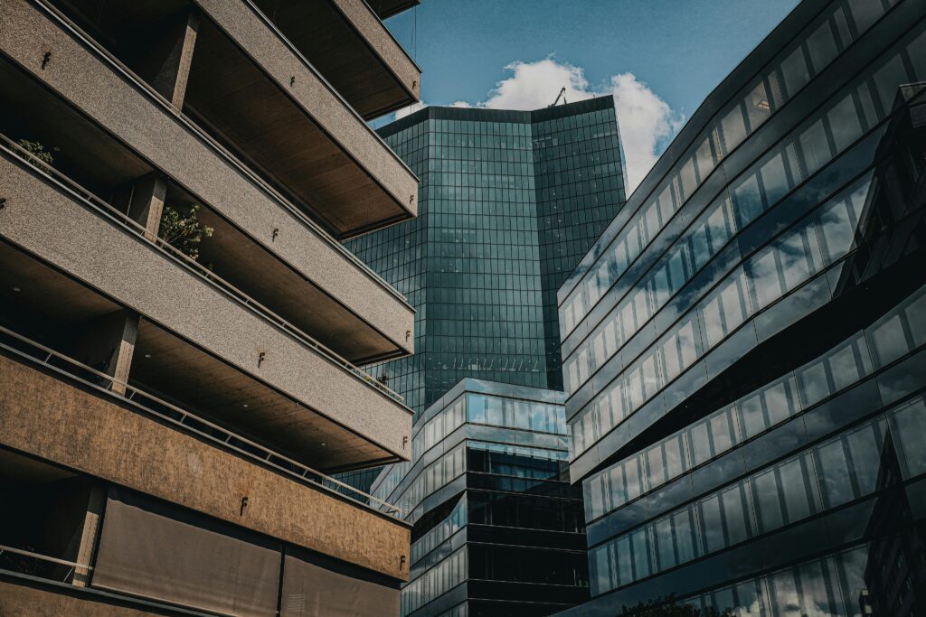 Un grand parc technologique et des centres d'affaires